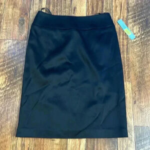 Black lined satin silky skirt NWT 0